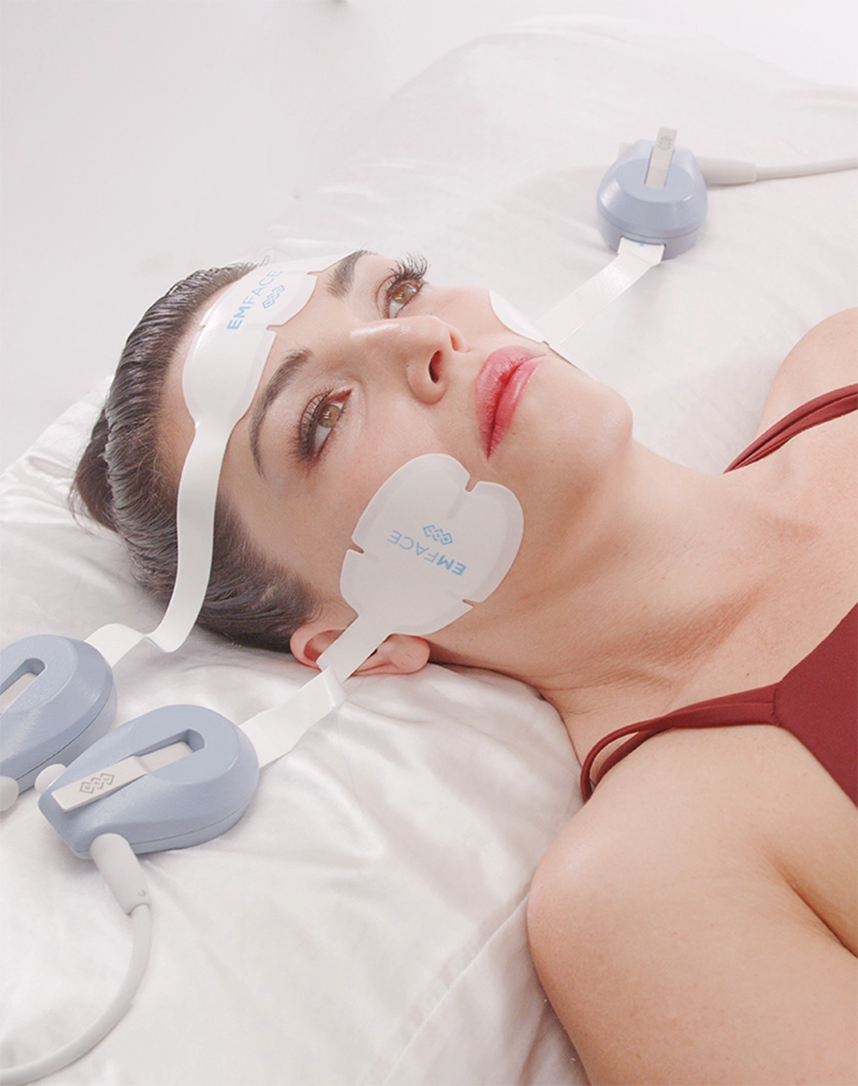 Emface working on woman for facial aesthetics